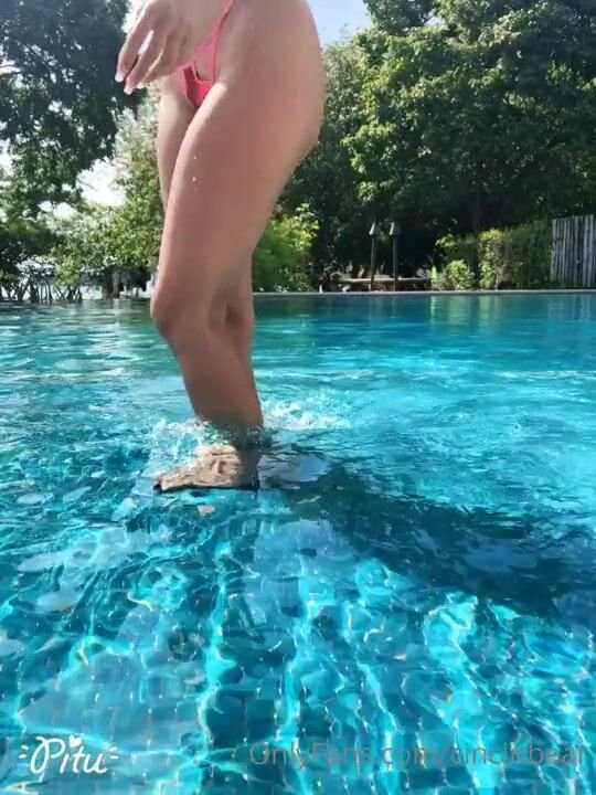 Cincinbear Topless Pool Twerking Video Leaked