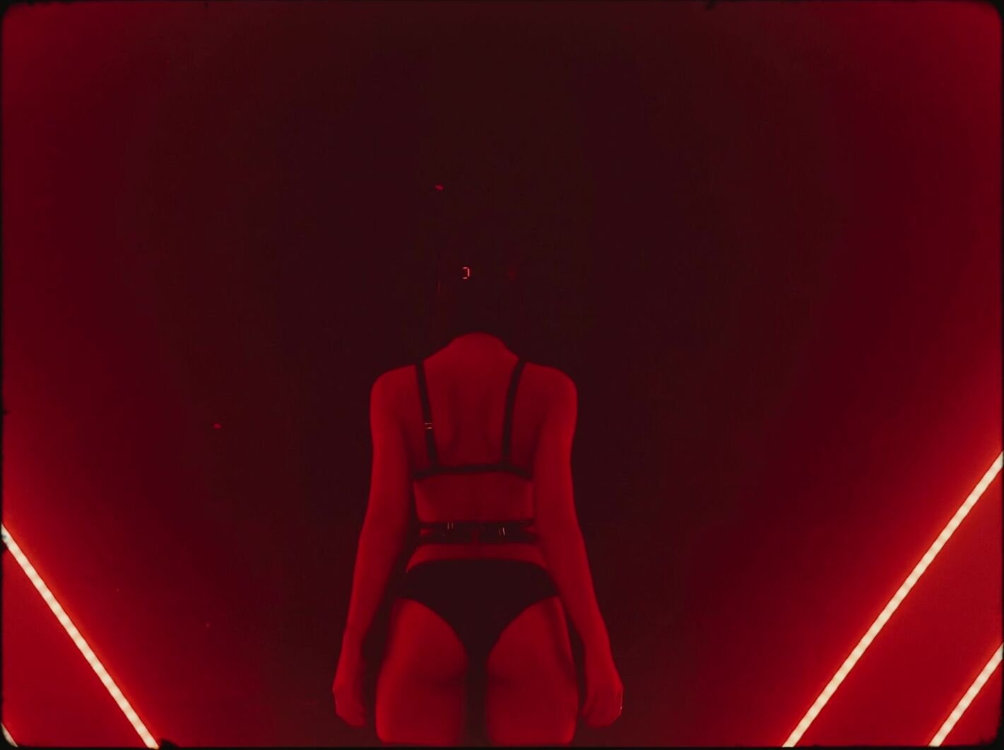 Rachel Cook Naught Black Cat In Red Neon Lights Onlyfans Leaked Tape