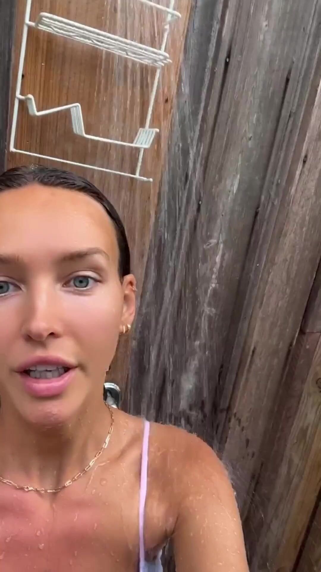 Rachel Cook Taking A Shower Outdoor Onlyfans Leaked Tape